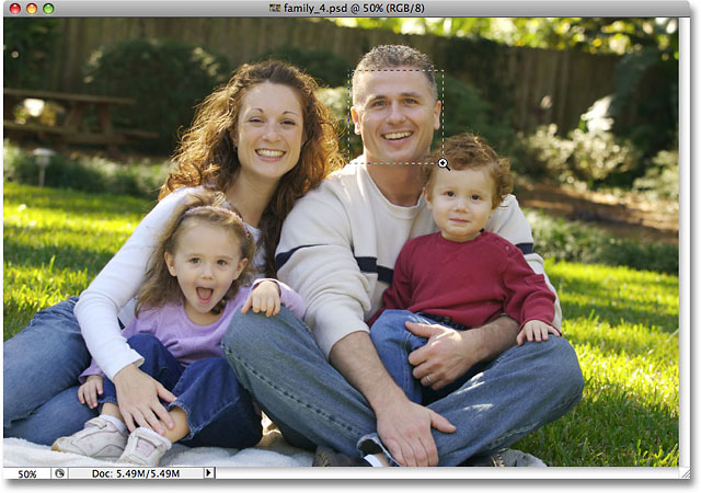Dragging a selection with the Zoom Tool. Image © 2009 Photoshop Essentials.com.